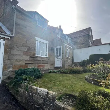 Semesterbostad Cherry Garth *